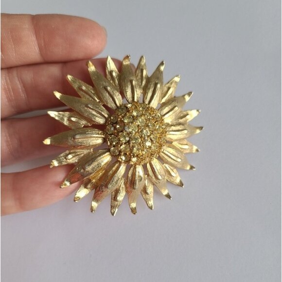 Vintage 50s Gold Tone Large Round Chunky Sun Flower Statement Brooch - Picture 4 of 10
